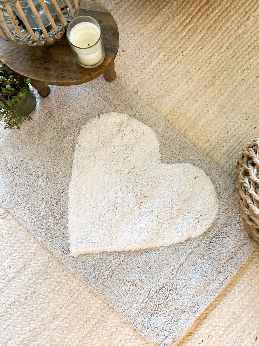 The Blush Heart Bath Mat Bath Mats Canada La Belle Vie Home Decor