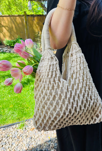 The cotton knit tote bag