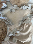 The silver dollar garland