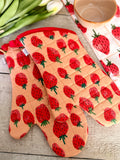 Strawberry oven mits