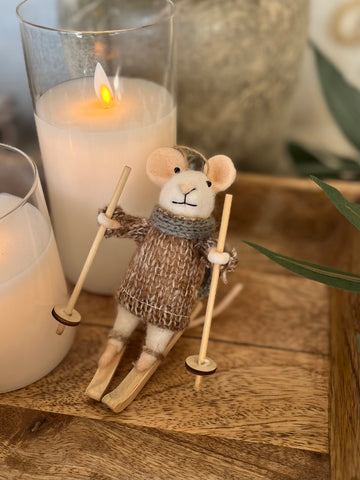 Off-piste Octavia the mouse ornament