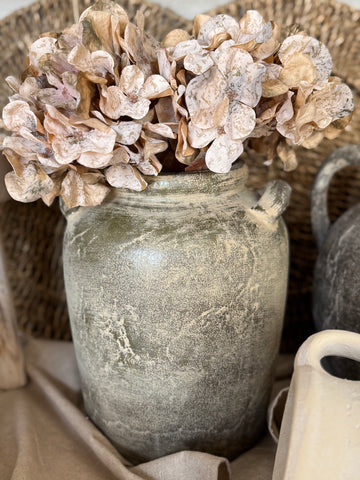 Relic vase