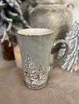 The tall snowy tree mug