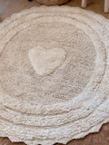 The round heart bath mat