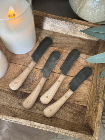 The hand foraged knives