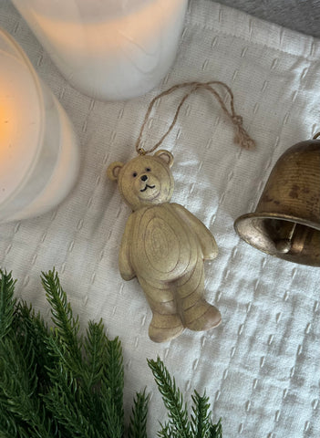 The teddy bear ornament