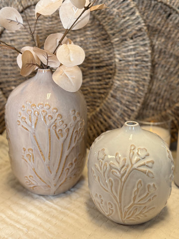 The botanical clay vase