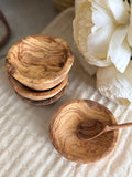 The olive wood pinch bowl