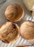 The olive wood pinch bowl
