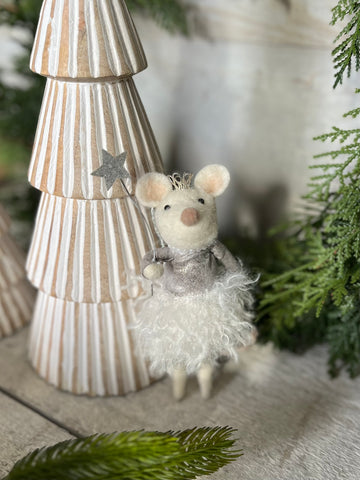 Princess Pearl the mouse ornament