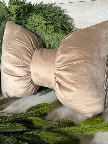 The champagne bow pillow