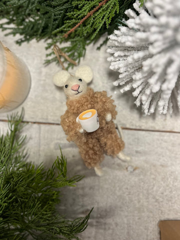 Coffee coral the mouse ornament