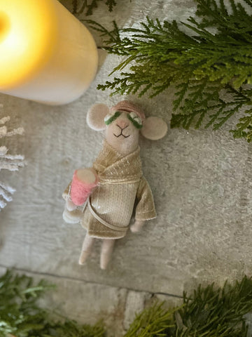 Spa day mouse ornament