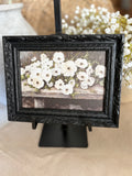 The vintage inspired floral frame - black