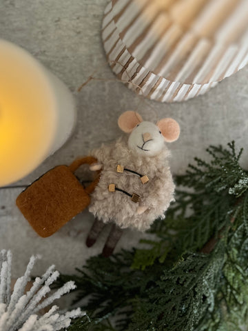 Travel mouse ornament
