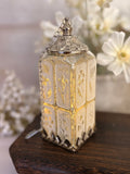 Battery operated lantern - white flowers