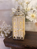 Battery operated lantern - white flowers