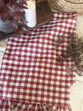 The gingham table runner/placemats