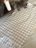 The gingham table runner/placemats