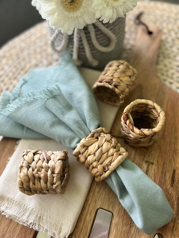 The seagrass napkin rings