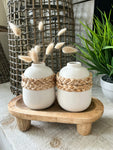 The porcelain seagrass Bud vase