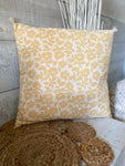 The floral print pillow