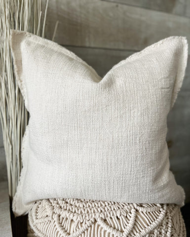The linen fringe pillow 20” x 20”